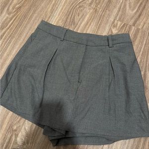 Grey mini skort from Zara. Size Xs runs a little big